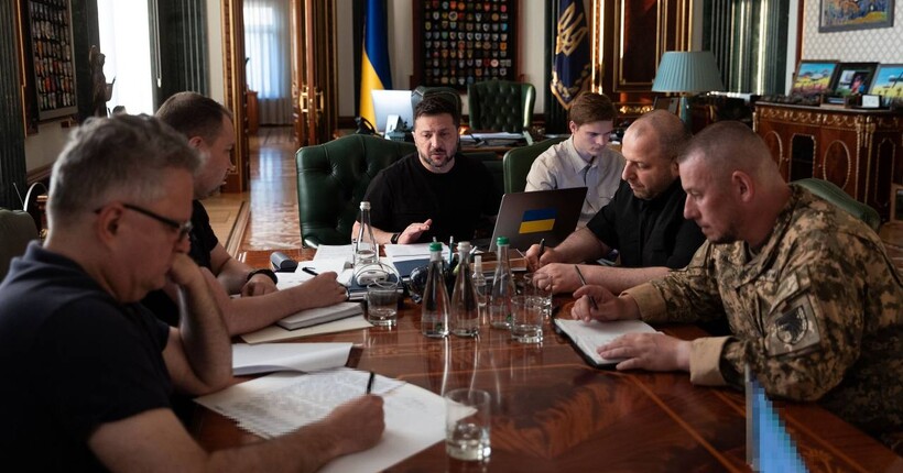 Зеленський провів розмову з президентом ОАЕ: лідери обговорили співпрацю в Чорноморському регіоні
