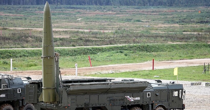 росія має в запасі кілька сотень балістичних ракет - 