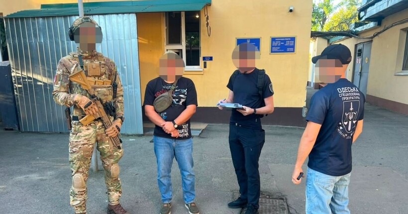 На Одещині викрили ще чотирьох працівників ТЦК у незаконному утриманні та насильстві над чоловіками