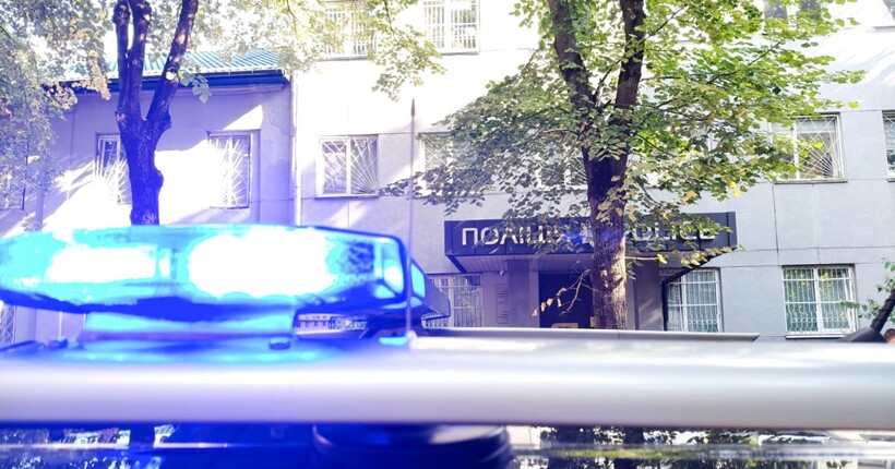 Вибух на території райвідділу поліції Рівного: правоохоронці розповіли деталі
