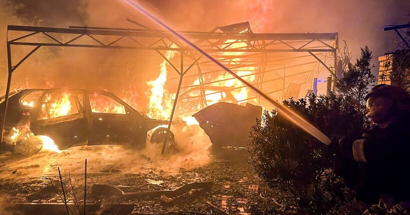 На Одещині після російської атаки спалахнули пожежі