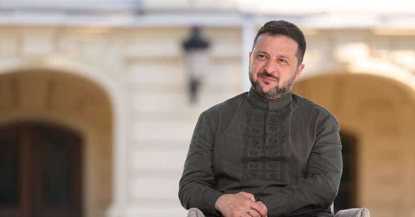 Зеленський назвав країни, де може відбутися тристороння зустріч
