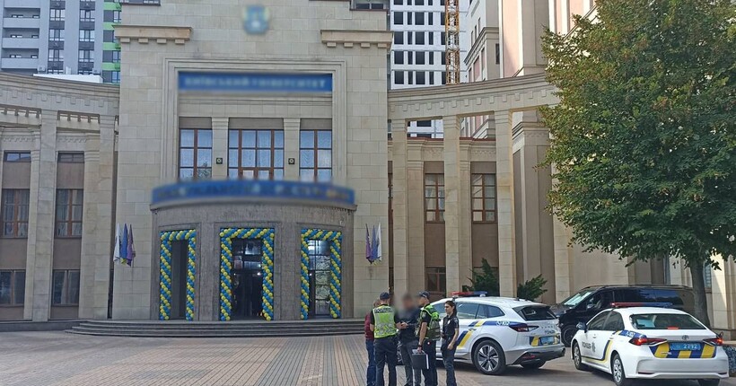 У Києві в одному з вишів провели посвяту студентів під час повітряної тривоги: поліція відкрила справу