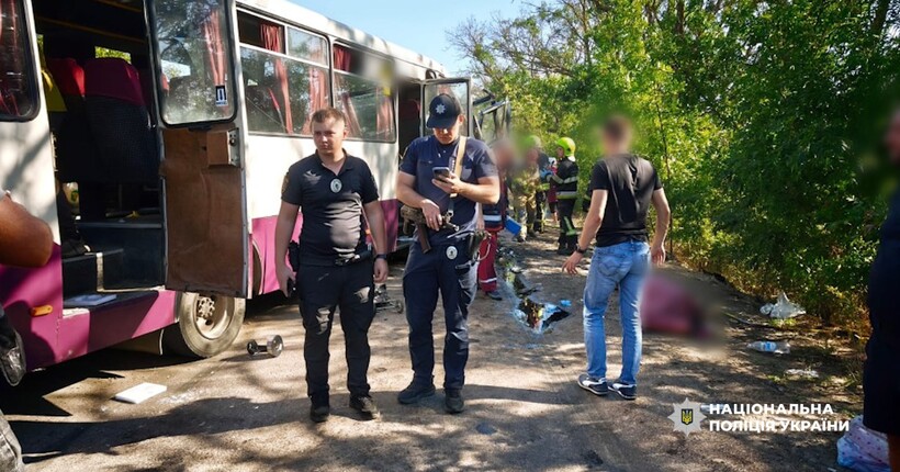 На Одещині сталася смертельна ДТП: лоб в лоб зіткнулися два автобуси