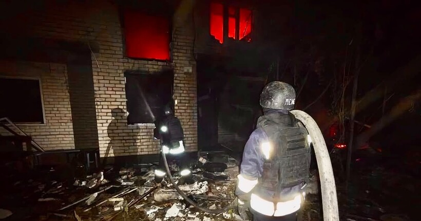 Окупанти ракетами та дронами вдарили по Кривому Рогу: є загиблий, зниклий безвісти та поранені