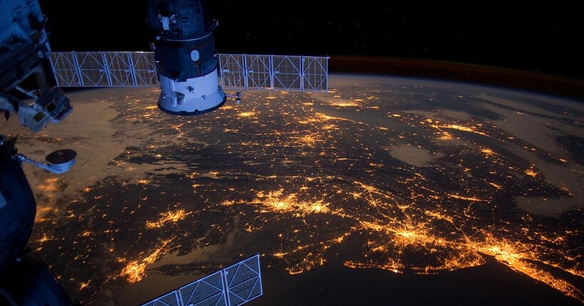 США вперше підтвердили розміщення зброї в космосі: Китай вже відреагував