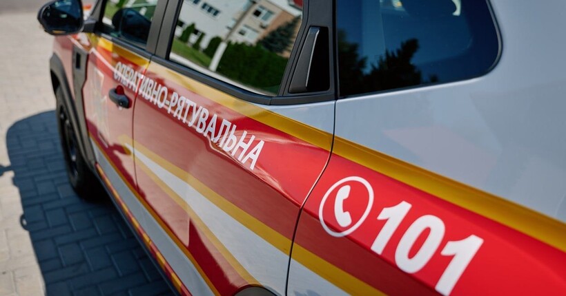 Війська рф завдали авіаудару по Сумах: зафіксовано влучання КАБів