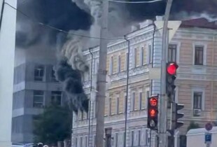 Ворожий дрон влучив у будівлю НАН у Києві (відео)