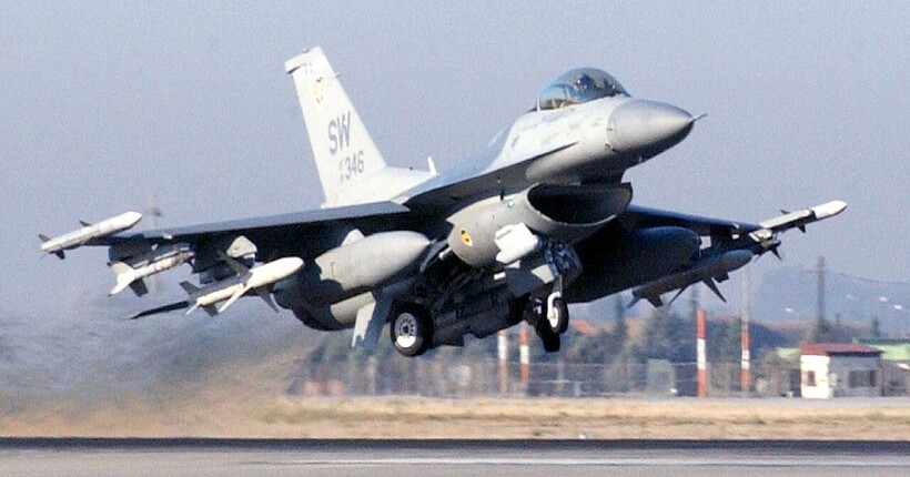 Україна отримає ще три F-16 до кінця року - Зеленський