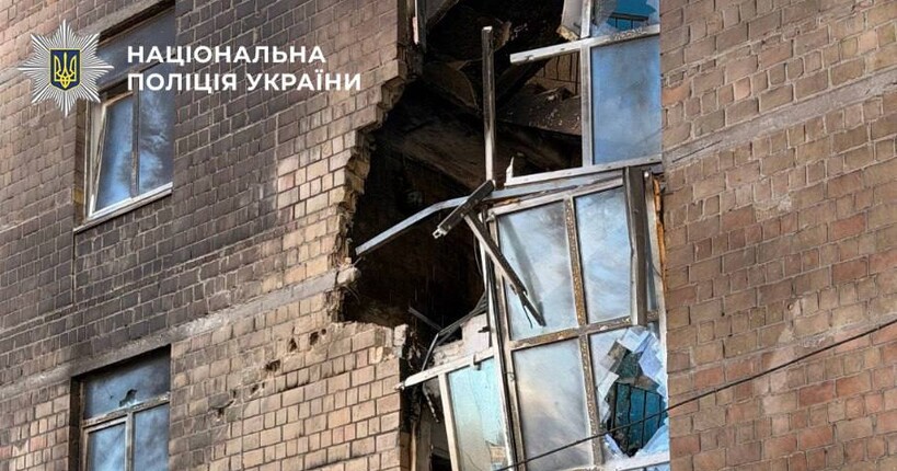 Зеленський відвідав київську школу, яку вранці атакували 