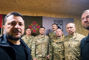 Зеленський привітав захисників і захисниць України з фронту: 