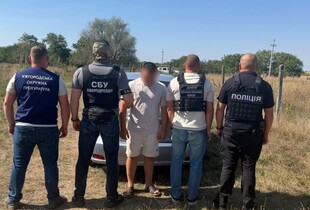 Двоє 18-річних юнаків переправляли чоловіків до Словаччини за $8000 – ДПСУ