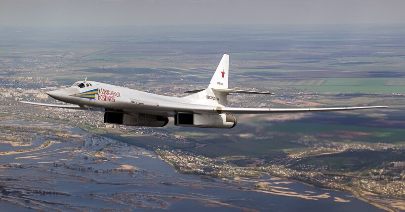 росія підняла Ту-160: коли чекати ракет у разі пусків