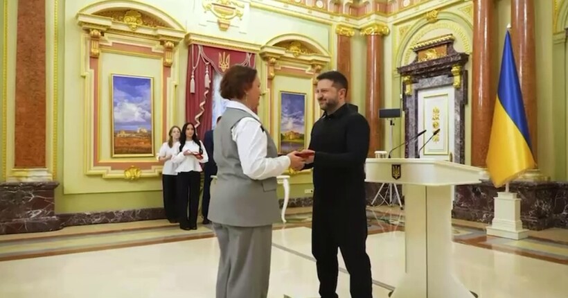 Зеленський нагородив українських освітян з нагоди професійного свята (відео)