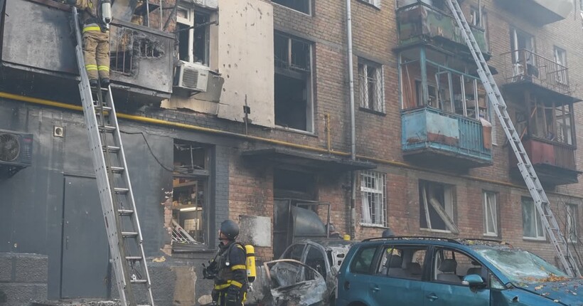 У Києві вісім людей постраждали внаслідок атаки рф - ДСНС
