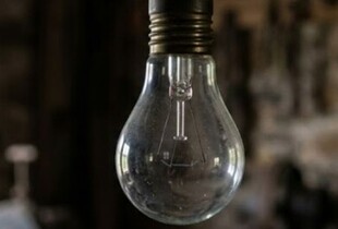 Кабмін заморозив тарифи на світло до кінця опалювального сезону
