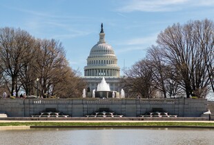 Угода з дияволом, криваві гроші і пляма на репутації США: як в Сенаті відреагували на угоду Трампа з Путіним
