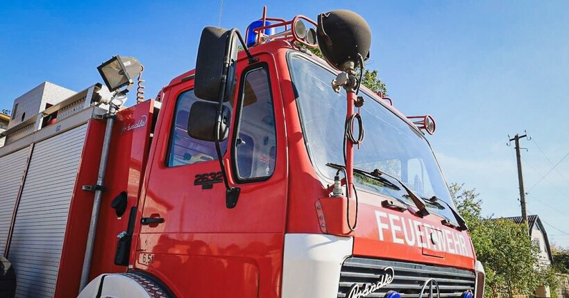 росія вдарила по лікарні у Харкові: спалахнула пожежа, є постраждалі