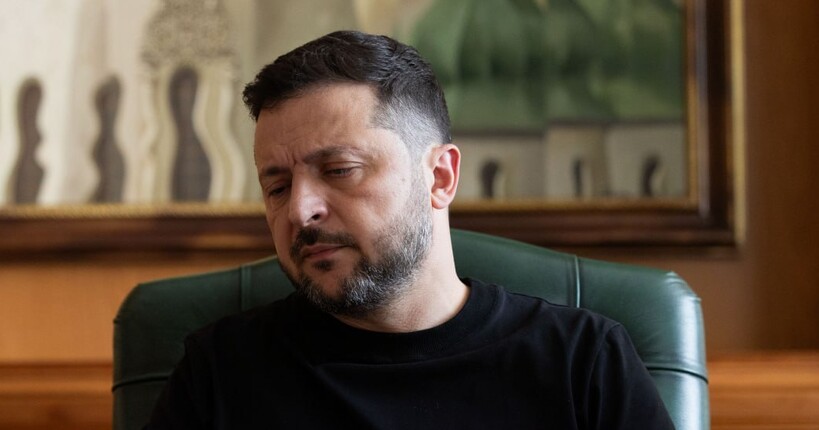 Зеленський провів розмову з Макроном: говорили про ППО та послаблення санкцій проти рф