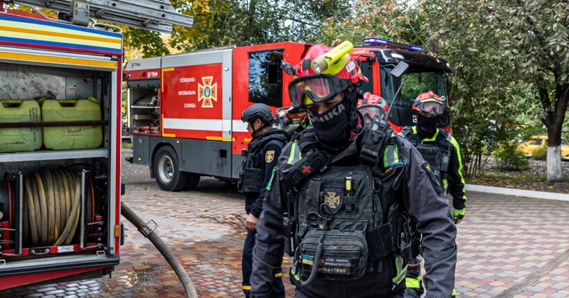 Росіяни завдали п'ять ударів по Харкову за ранок 12 жовтня: є влучання у багатоповерхівки