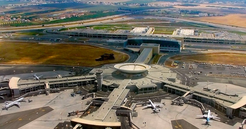 В Ізраїлі подружжя не захотіло купувати квиток для своєї дитини і залишило немовля в аеропорту 