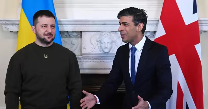 Зеленський про те, якою стане війна без винищувачів: Є ризик застою