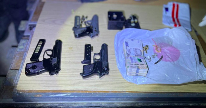 В Одесі правоохоронці затримали розбійників, які пограбували українців на мільйони 