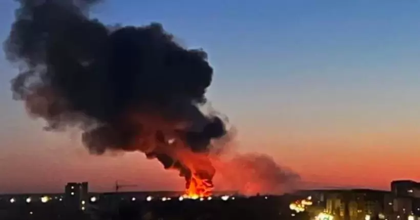 Бази, техніка та ще один “аналоговнєт