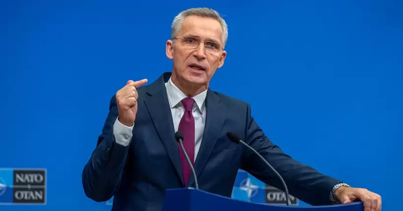 Столтенберг: Необхідно допомогти Україні перемогти, а потім не дати історії повторитися