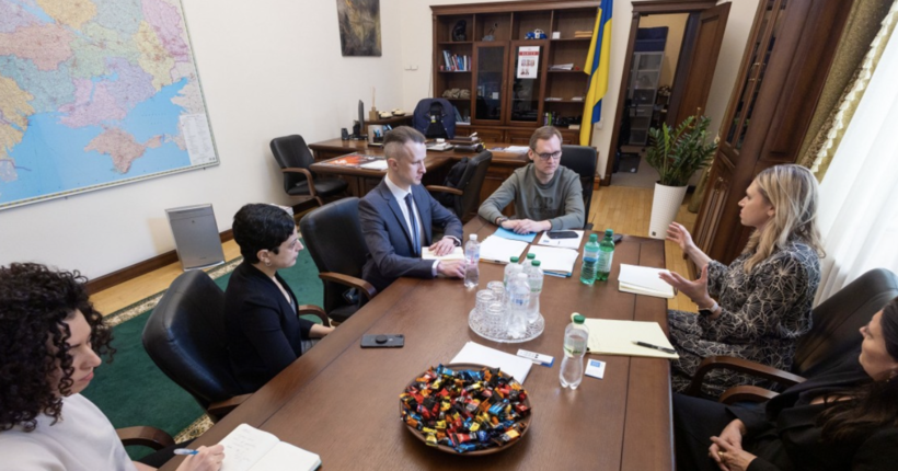 В Офісі Президента обговорили з представниками Human Rights Watch спецтрибунал для рф