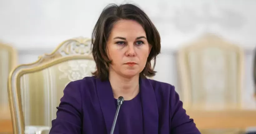 Путін не хоче миру, він хоче знищити Україну, - Бербок