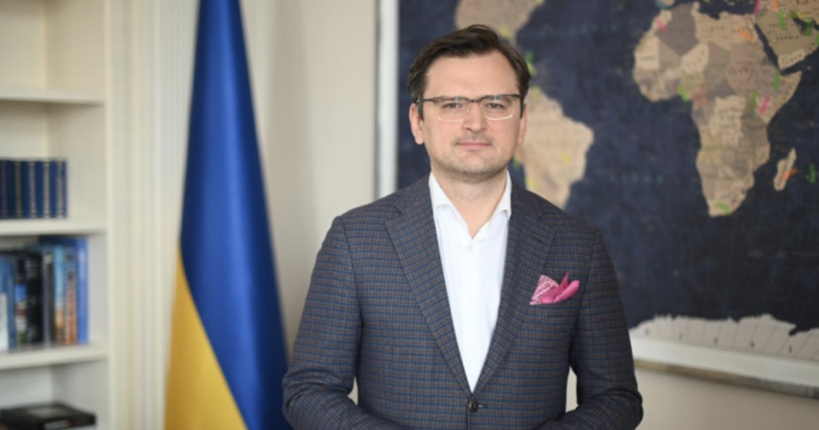 Безпрецедентний крок, спричинений кадровим голодом: МЗС проведе відкритий набір на посади послів