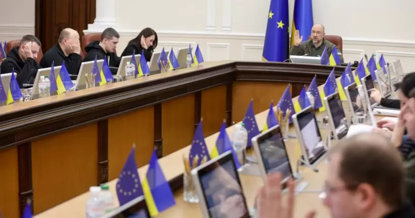Кабмін схвалив звільнення очільників трьох областей