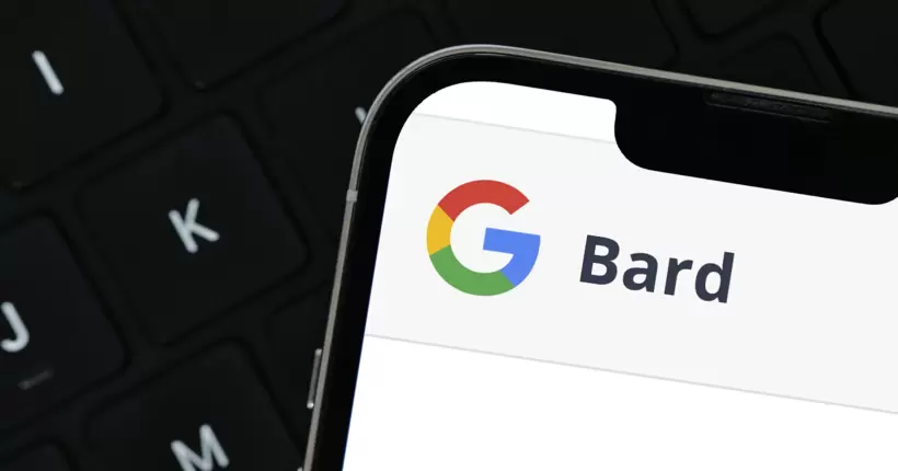 Google запустили новий чат-бот Bard: як він працює й чим відрізняється від ChatGPT