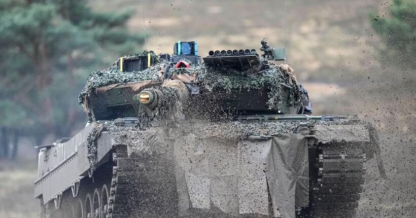 Іспанія відправить Україні шість танків Leopard до кінця наступного тижня
