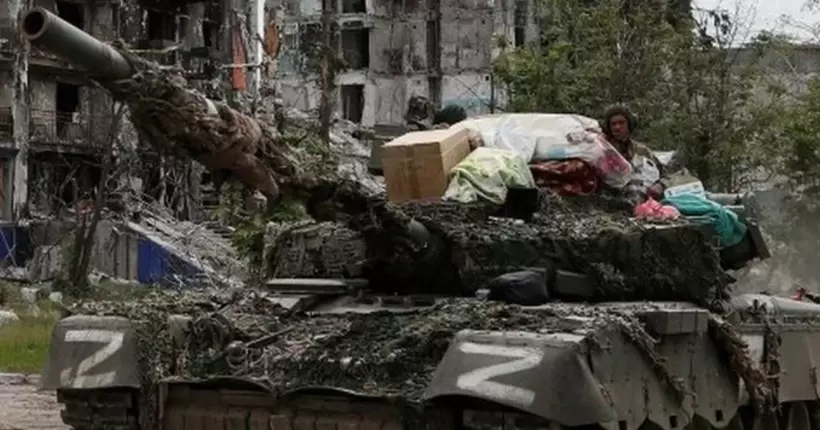 Росія використовує пральні машини для ремонту танків та випуску дронів