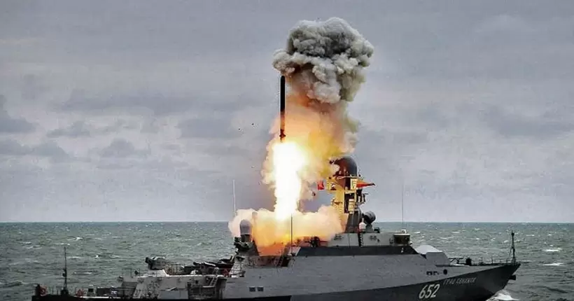 Росіяни зменшили корабельне угруповання в Чорному морі через шторм, - Гуменюк
