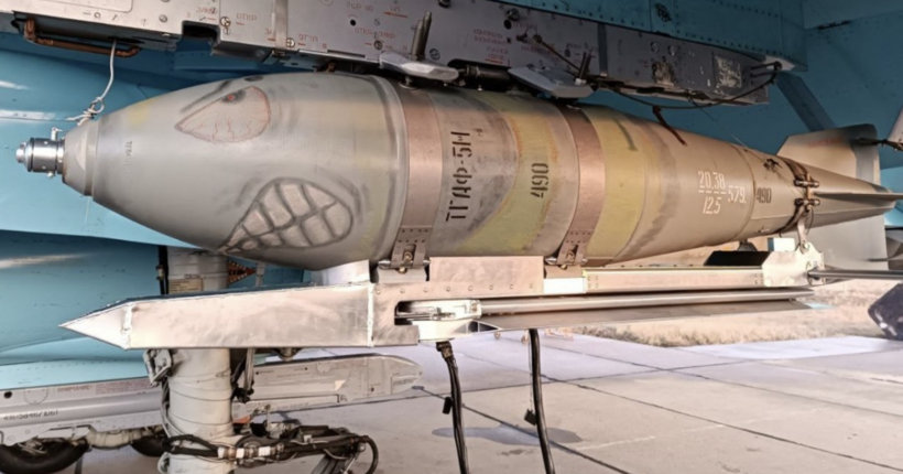 Нова тактика терору: чому росіяни почали бити по Україні керованими авіабомбами і що це за зброя