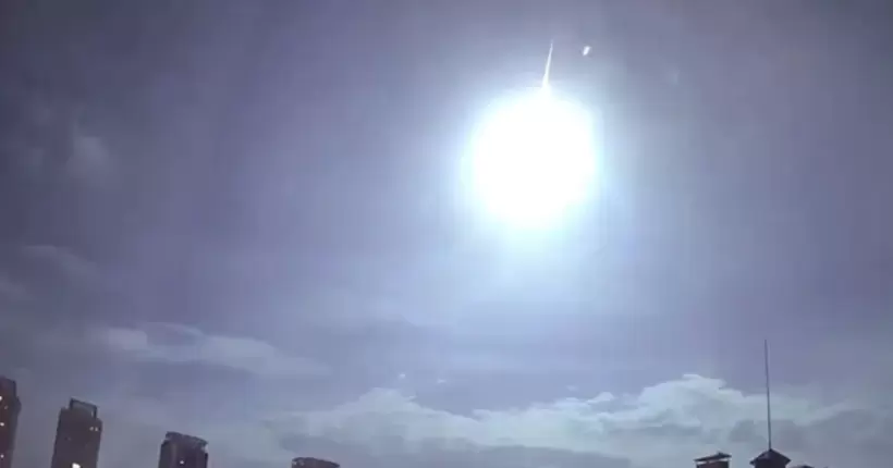 Спалах у Києві став наслідком падіння супутника NASA, – КМВА