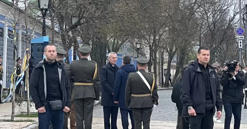 Столтенберг прибув до Києва з візитом