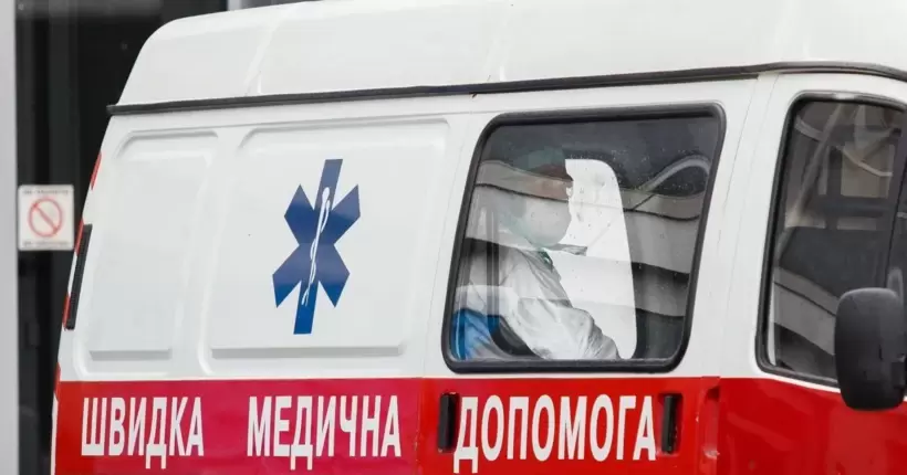 Росіяни вночі обстріляли Миколаїв: є влучання в багатоповерхівку