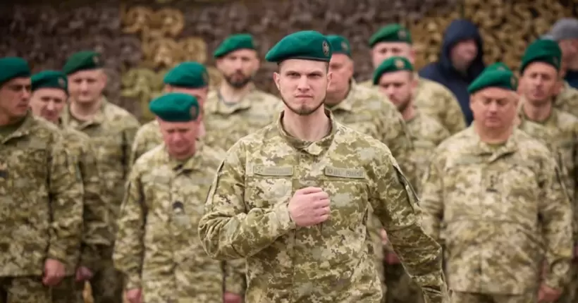 День прикордонника: Зеленський привітав воїнів ДПСУ зі святом та вручив нагороди
