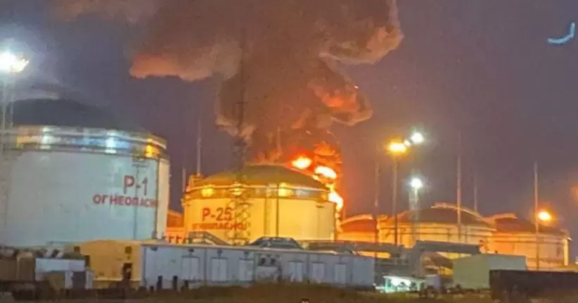 У Краснодарському краї рф, біля Кримського мосту, спалахнула нафтобаза