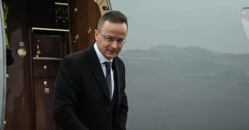 Сіярто обвинуватив Зеленського у спробі підірвати суверенітет Угорщини