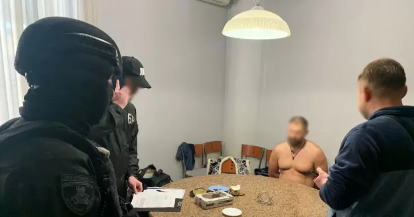 У Дніпрі затримали учасників наркосиндикату з багатомільйонними прибутками