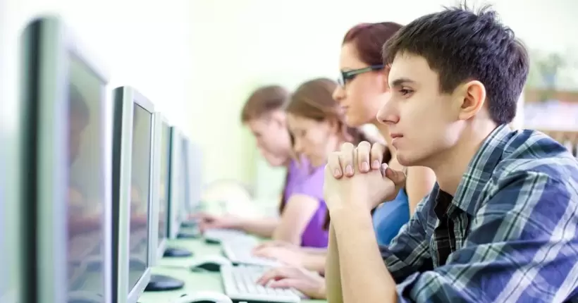 Українцям пояснили відмінності складання ЗНО та НМТ