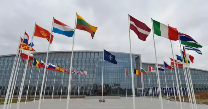 Китай обурився через те, що країни НАТО назвали його 