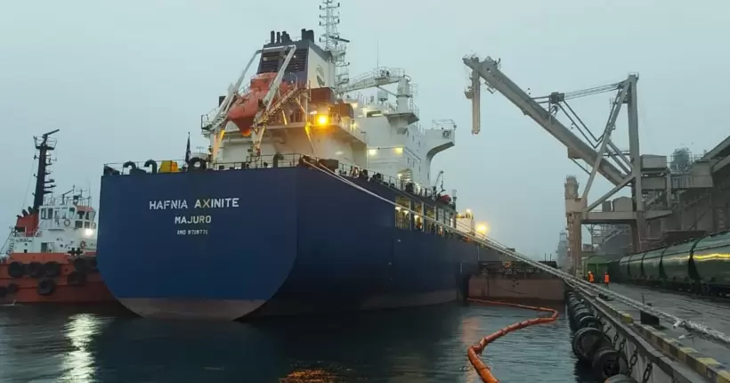 Де-юре зернова угода продовжена, але де-факто вона не працює: кораблі не можуть вийти з портів