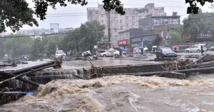 Китай попередив місцеві органи влади про ризик повеней на більшій частині території країни