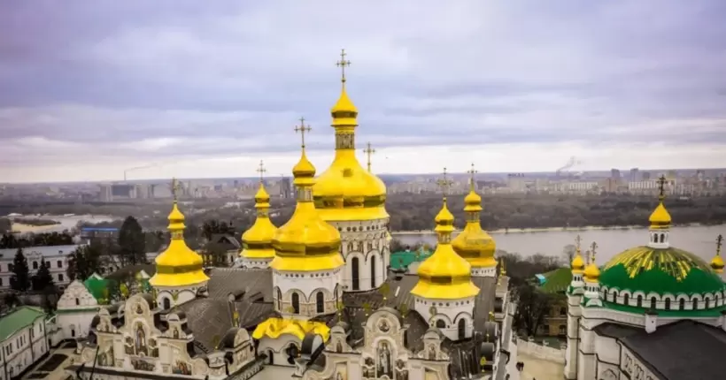 Ткаченко спростував російський фейк про вивезення цінностей із Лаври